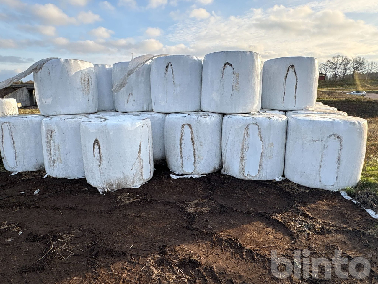1:a skörd - Matériel d'ensilage: photos 3 1:a skörd - Matériel d'ensilage: photos 3