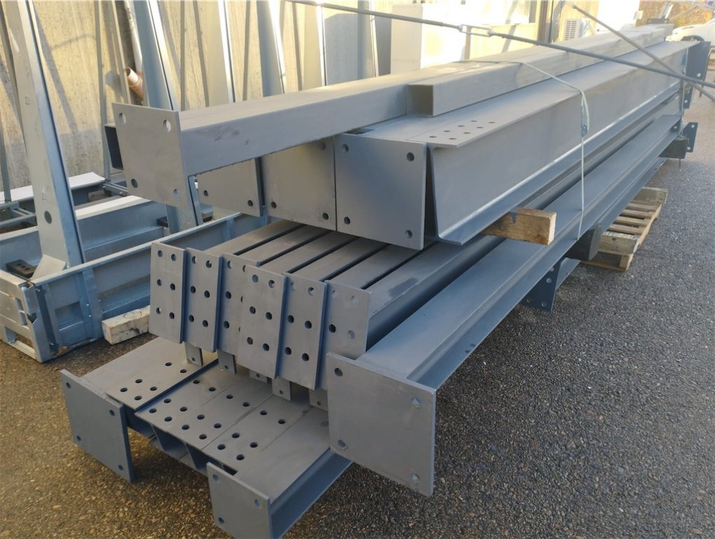 360 m2 - 12x30 m - Matériel de chantier: photos 3 360 m2 - 12x30 m - Matériel de chantier: photos 3