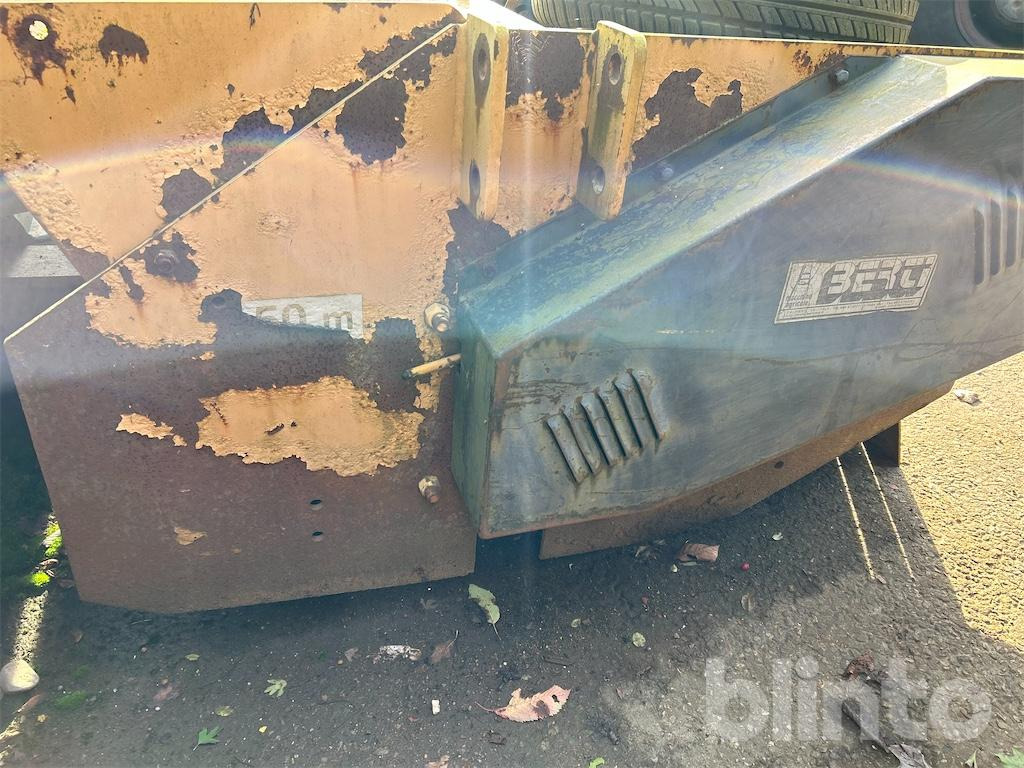 Berti TSB400 MRDT - Broyeur à axe horizontal: photos 4 Berti TSB400 MRDT - Broyeur à axe horizontal: photos 4