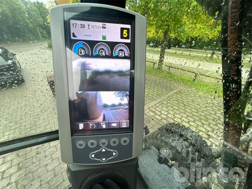 CAT M 318D - Pelle sur pneus: photos 5 CAT M 318D - Pelle sur pneus: photos 5