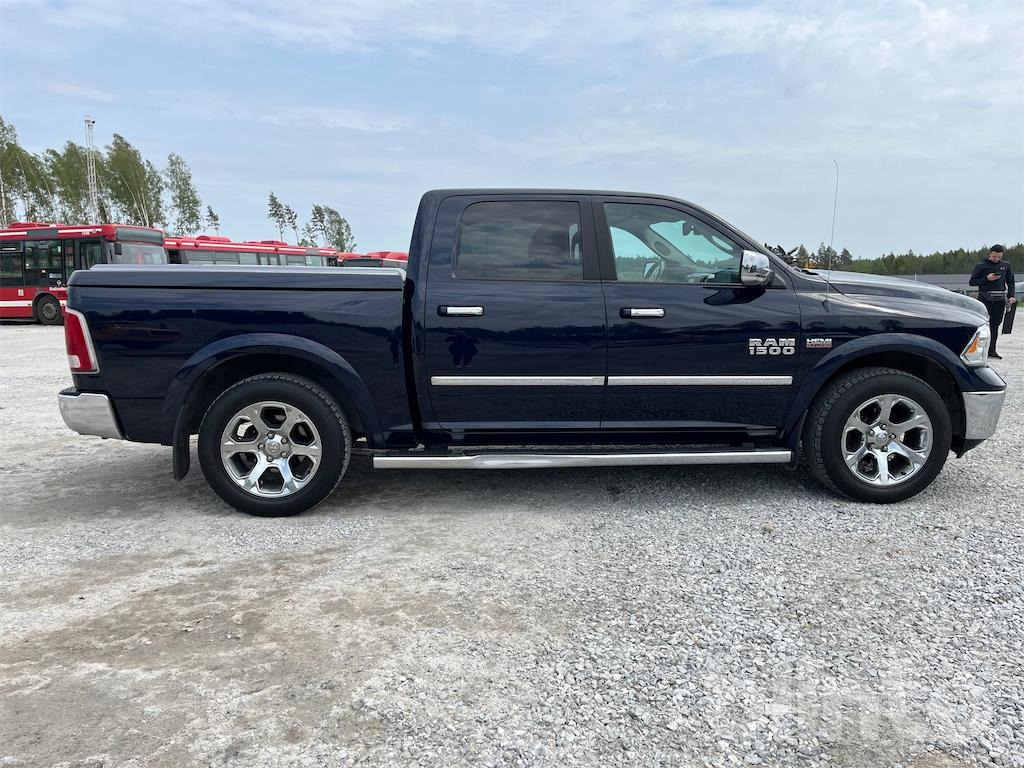 DODGE RAM 1500 - Pick-up: photos 4 DODGE RAM 1500 - Pick-up: photos 4