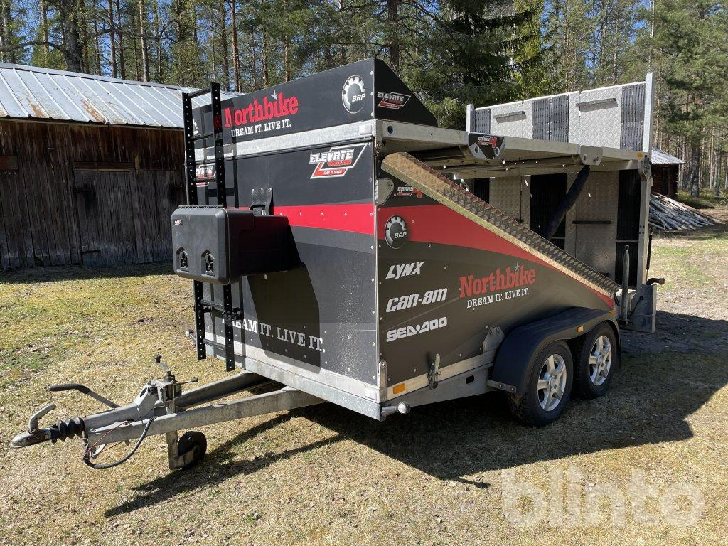ELEVATE TRAILERS - Remorque porte-voitures: photos 1 ELEVATE TRAILERS - Remorque porte-voitures: photos 1