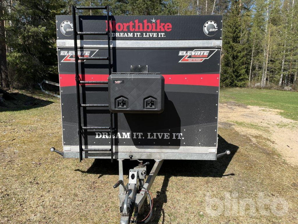 ELEVATE TRAILERS - Remorque porte-voitures: photos 2 ELEVATE TRAILERS - Remorque porte-voitures: photos 2