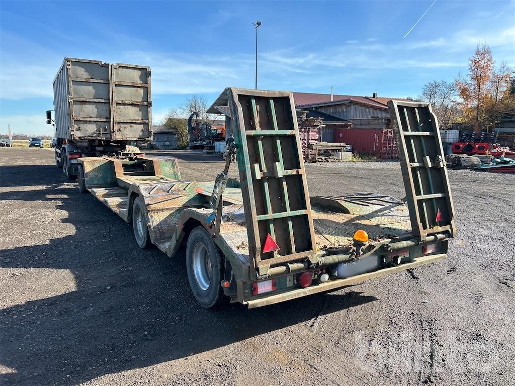 Ebert DAT 24000 (2000) 24t - Remorque porte-engin surbaissée: photos 3 Ebert DAT 24000 (2000) 24t - Remorque porte-engin surbaissée: photos 3