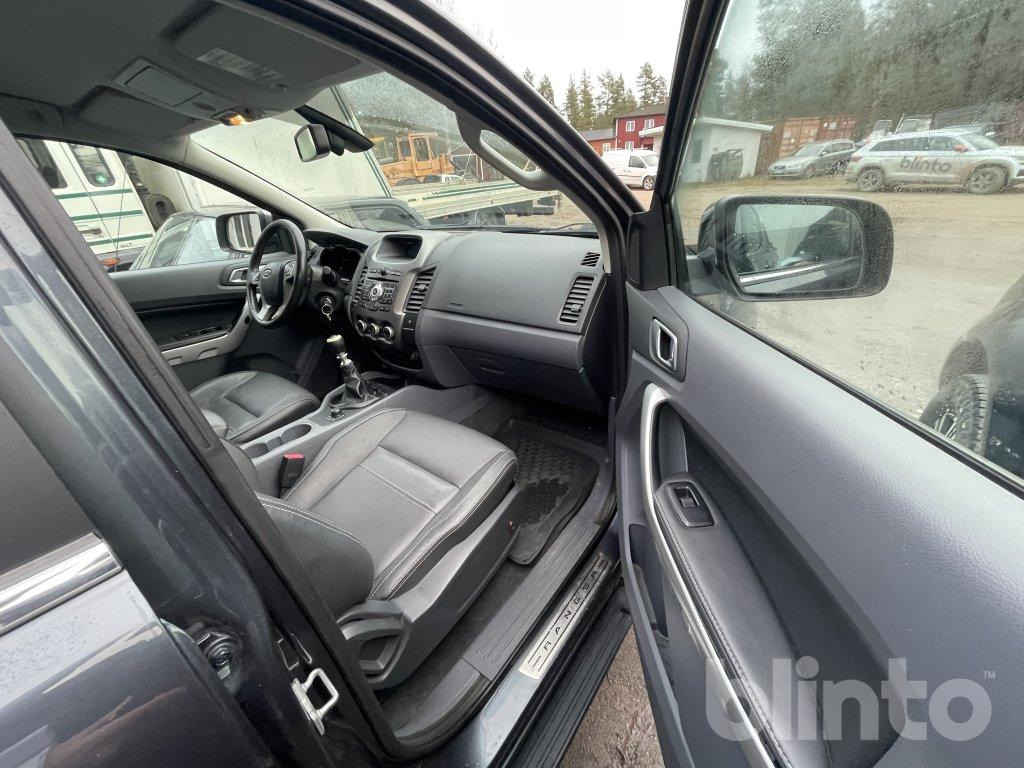 Pick-up FORD Ranger 4WD: photos 36