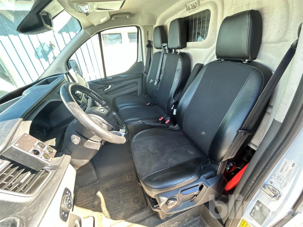 Ford Transit Custom - Fourgon utilitaire: photos 4 Ford Transit Custom - Fourgon utilitaire: photos 4