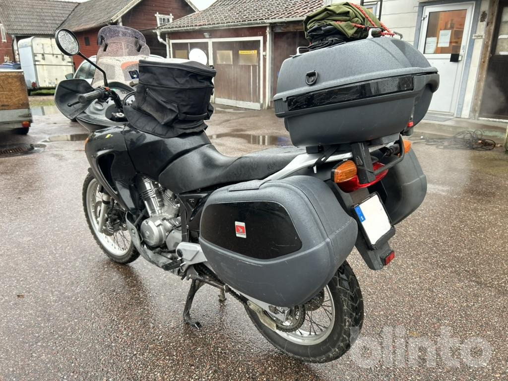 HONDA XL650V Transalp - Motocyclette: photos 3 HONDA XL650V Transalp - Motocyclette: photos 3