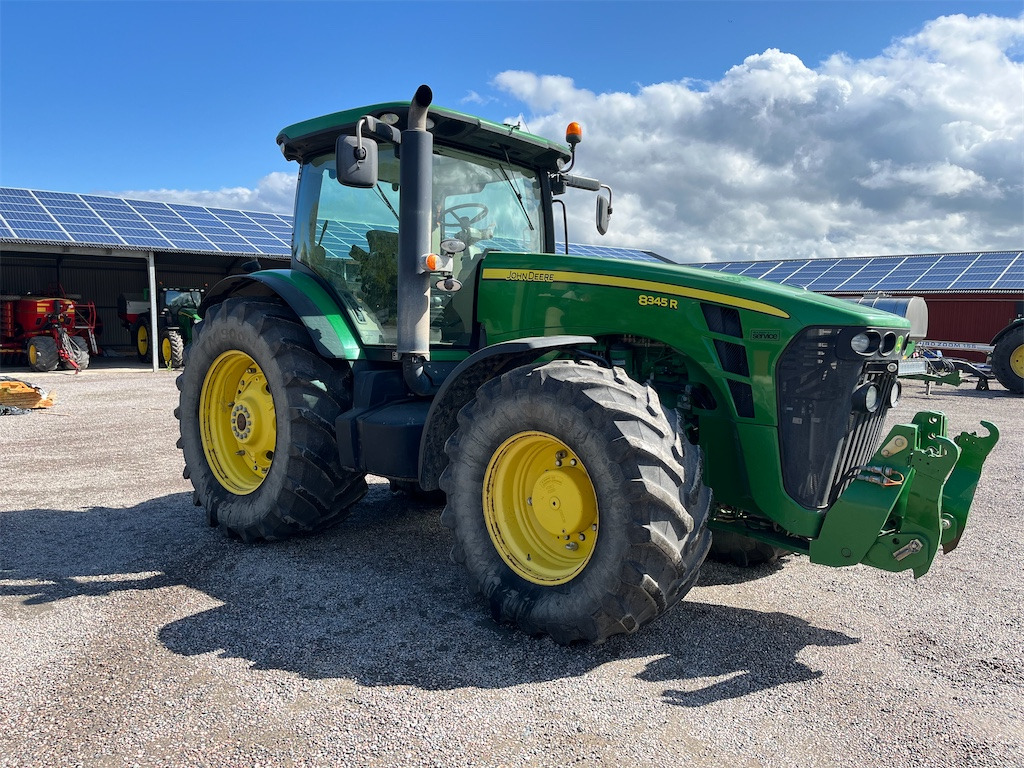 JOHN DEERE 8345 R - Tracteur agricole: photos 4 JOHN DEERE 8345 R - Tracteur agricole: photos 4