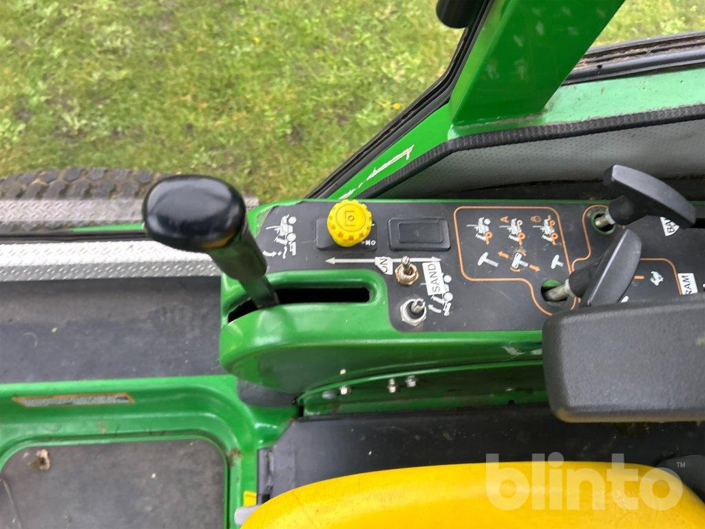 Motofaucheuse John Deere 1565 Series II 4WD: photos 44
