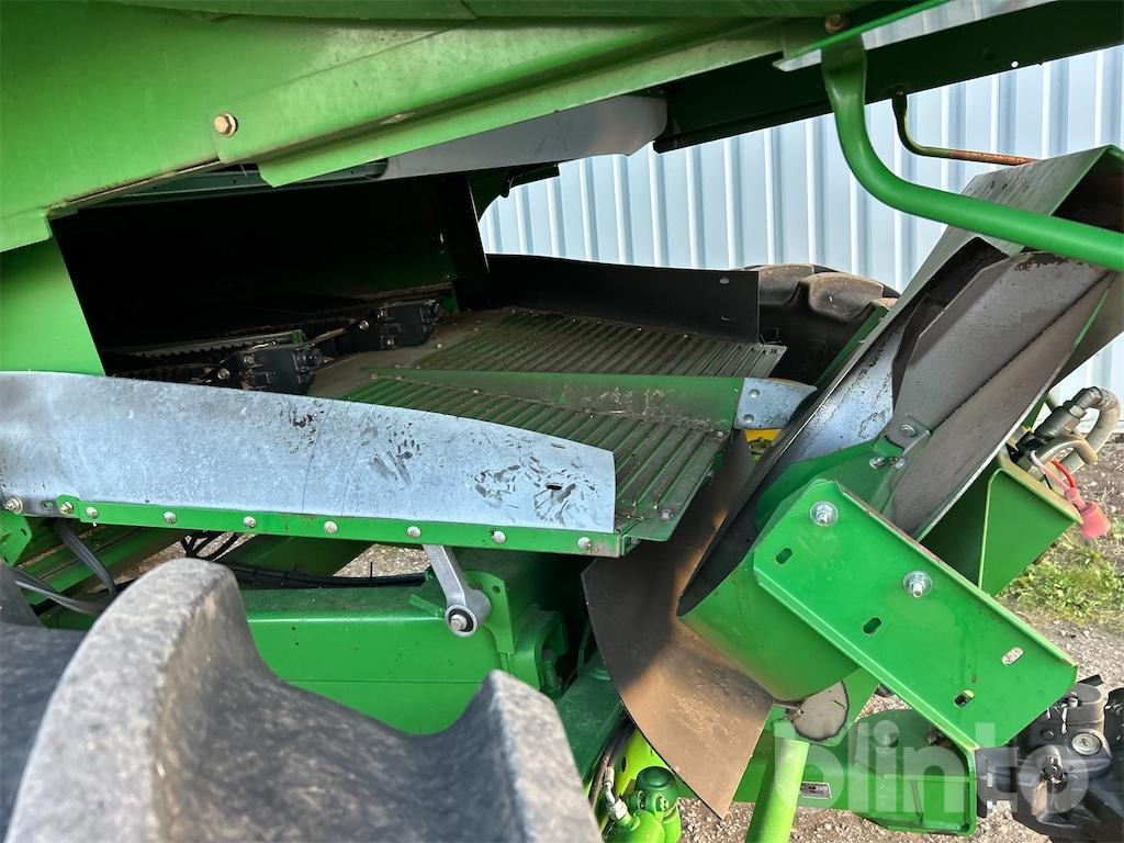 Moissonneuse-batteuse John Deere T 560 HM (2010): photos 21 Moissonneuse-batteuse John Deere T 560 HM (2010): photos 21