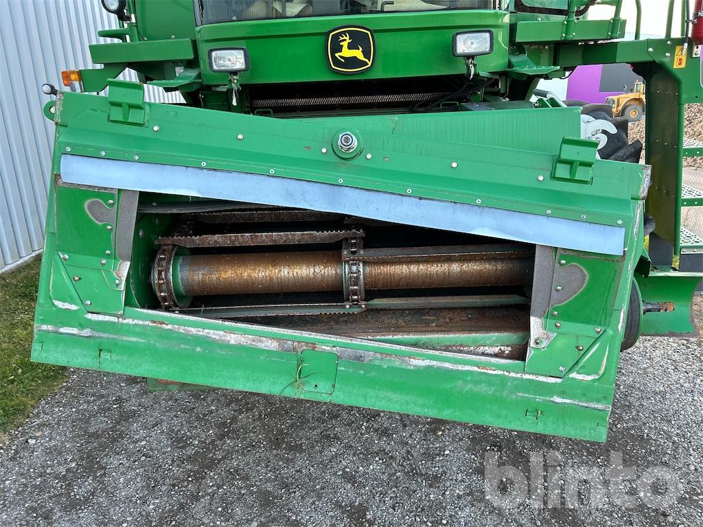 Moissonneuse-batteuse John Deere T 560 HM (2010): photos 8 Moissonneuse-batteuse John Deere T 560 HM (2010): photos 8