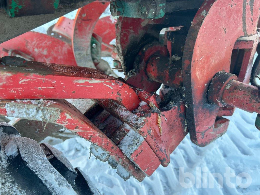 Charrue Kverneland PB8 6-skär: photos 33