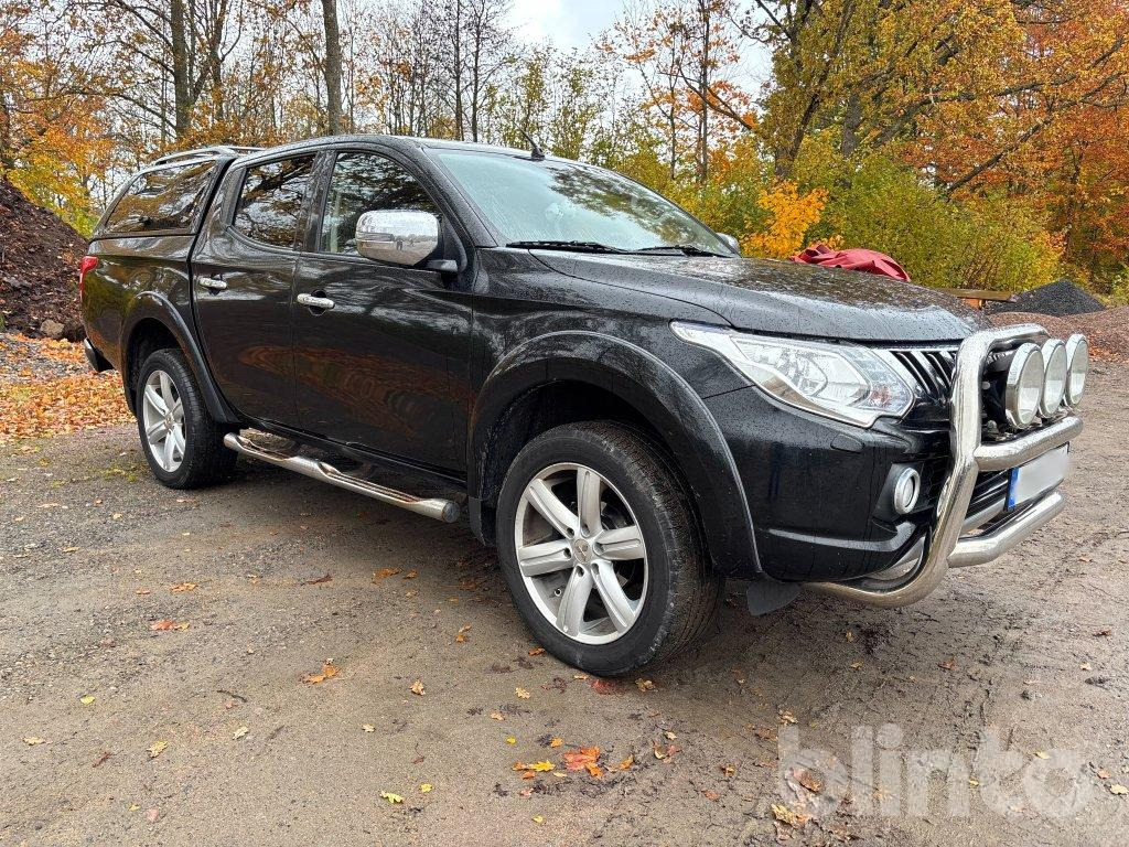 MITSUBISHI L200 - Pick-up: photos 3 MITSUBISHI L200 - Pick-up: photos 3