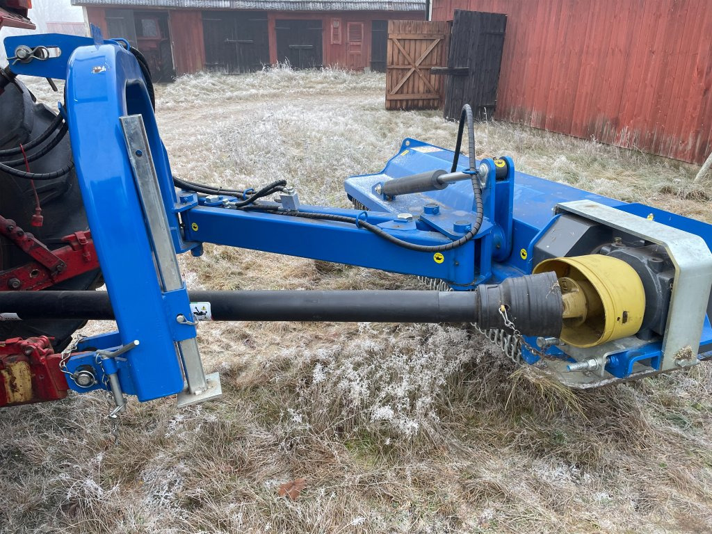 Osma DHL190 - Broyeur d'accotement: photos 1 Osma DHL190 - Broyeur d'accotement: photos 1