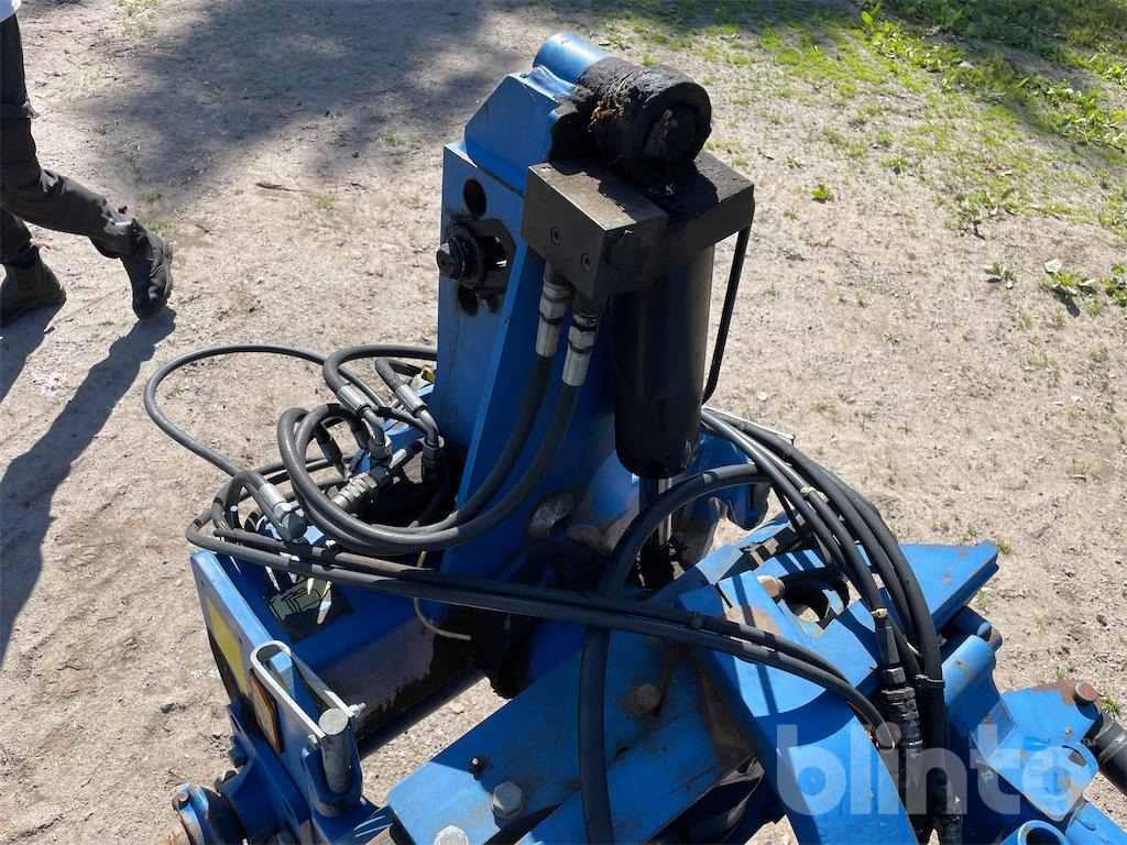 Charrue Överum VF DX490H: photos 26