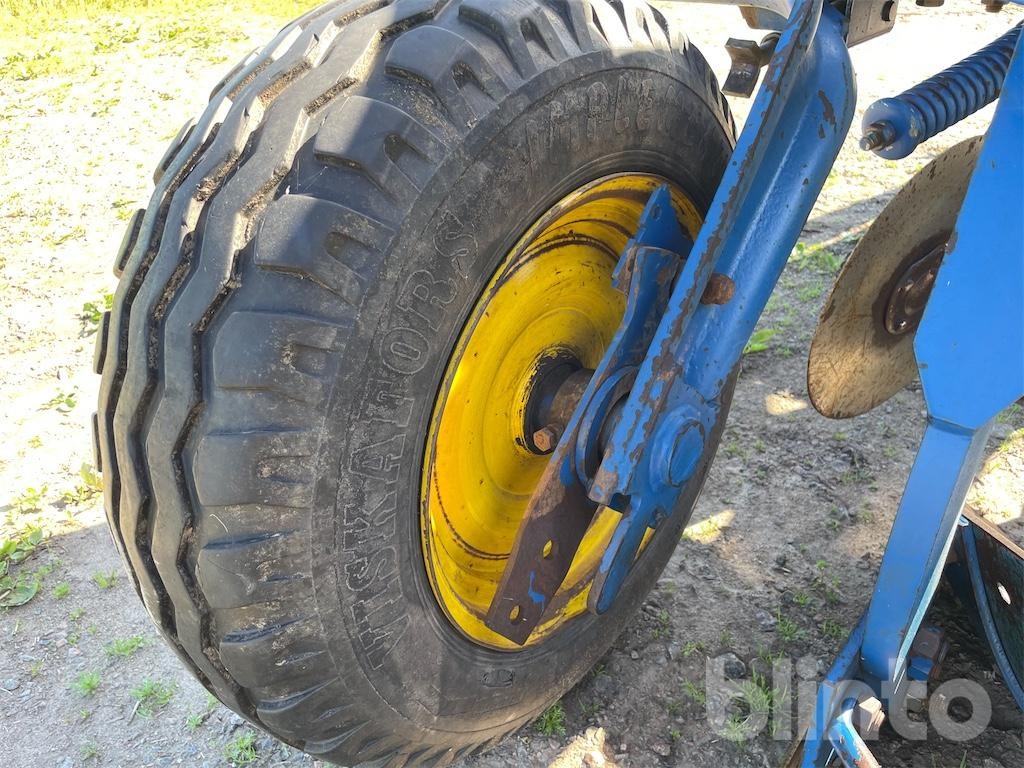 Charrue Överum VF DX490H: photos 47