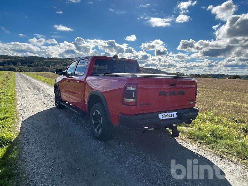 RAM 1500 Rebel V8 4x4 - Pick-up: photos 5 RAM 1500 Rebel V8 4x4 - Pick-up: photos 5