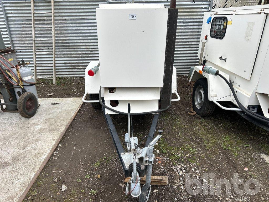 S.D.M.O DGMLF4 - Groupe électrogène: photos 2 S.D.M.O DGMLF4 - Groupe électrogène: photos 2