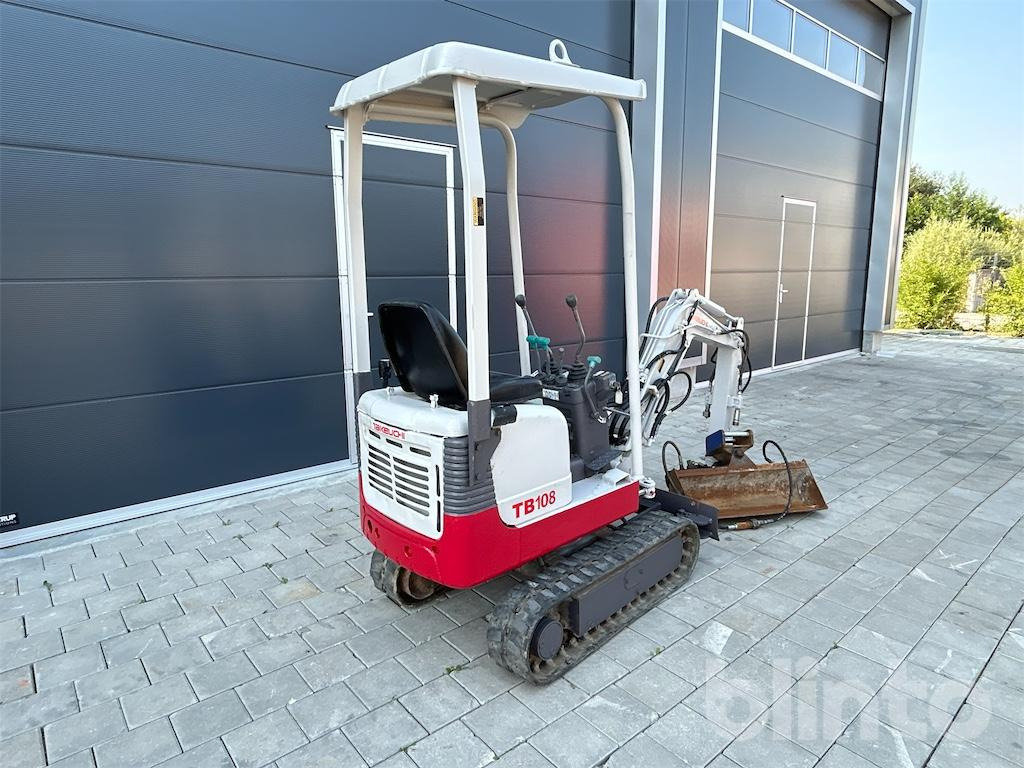 Takeuchi TB108 (2011) - Mini pelle: photos 3 Takeuchi TB108 (2011) - Mini pelle: photos 3