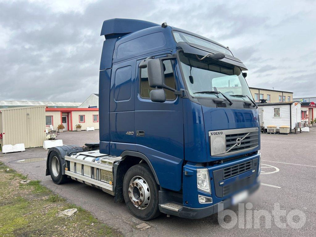VOLVO FH 4*2 - Tracteur routier: photos 3 VOLVO FH 4*2 - Tracteur routier: photos 3