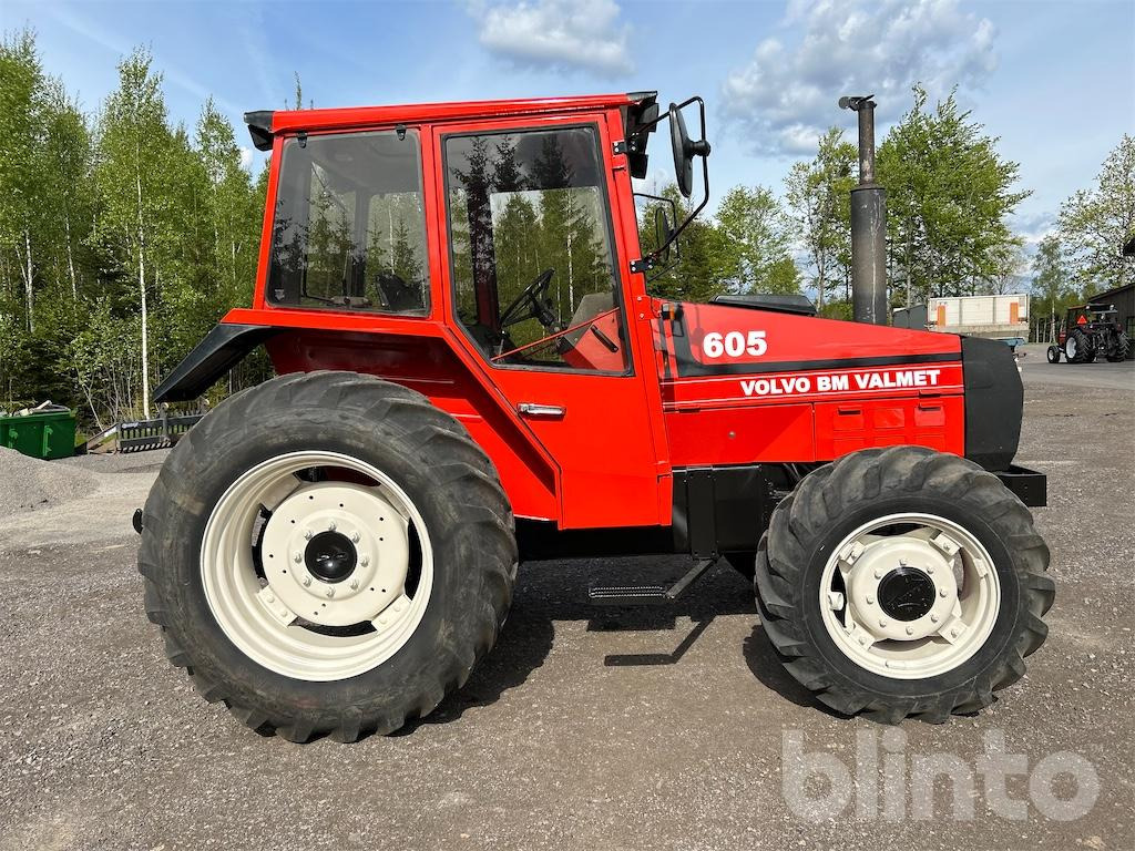 VALMET/VALTRA - Tracteur agricole: photos 2 VALMET/VALTRA - Tracteur agricole: photos 2