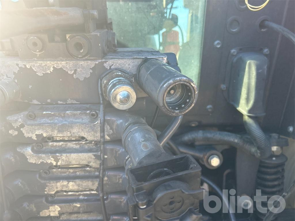 Tracteur agricole VALTRA N-SERIES N163: photos 42
