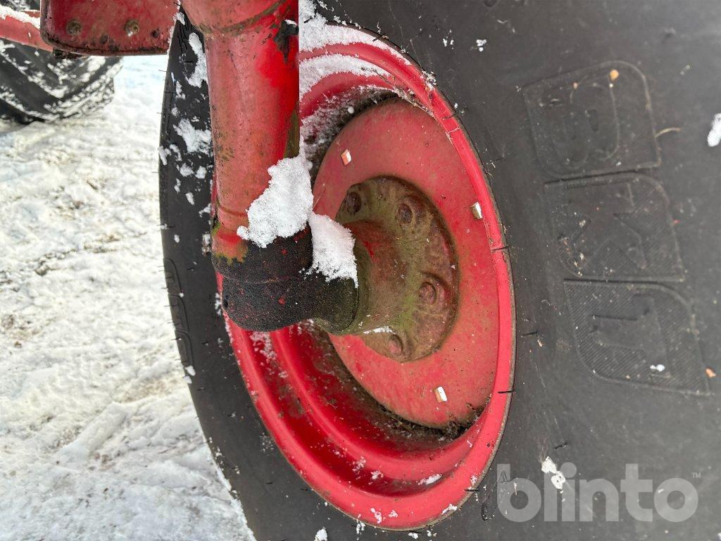 Tracteur agricole VOLVO-BM T 500: photos 26 Tracteur agricole VOLVO-BM T 500: photos 26