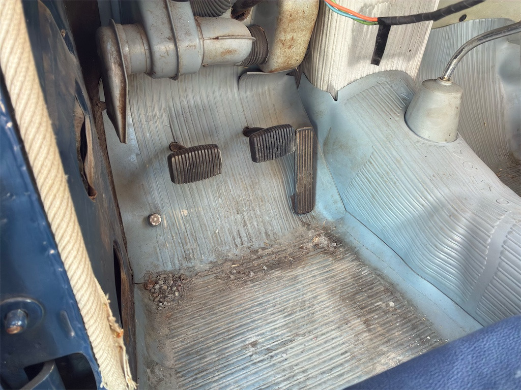 Voiture VOLVO PV 444 K: photos 31
