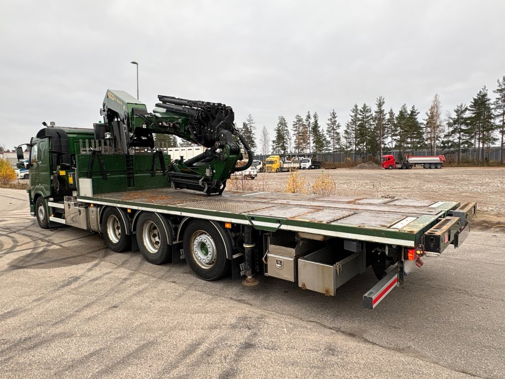 VOLVO - Camion plateau, Camion grue: photos 3 VOLVO - Camion plateau, Camion grue: photos 3