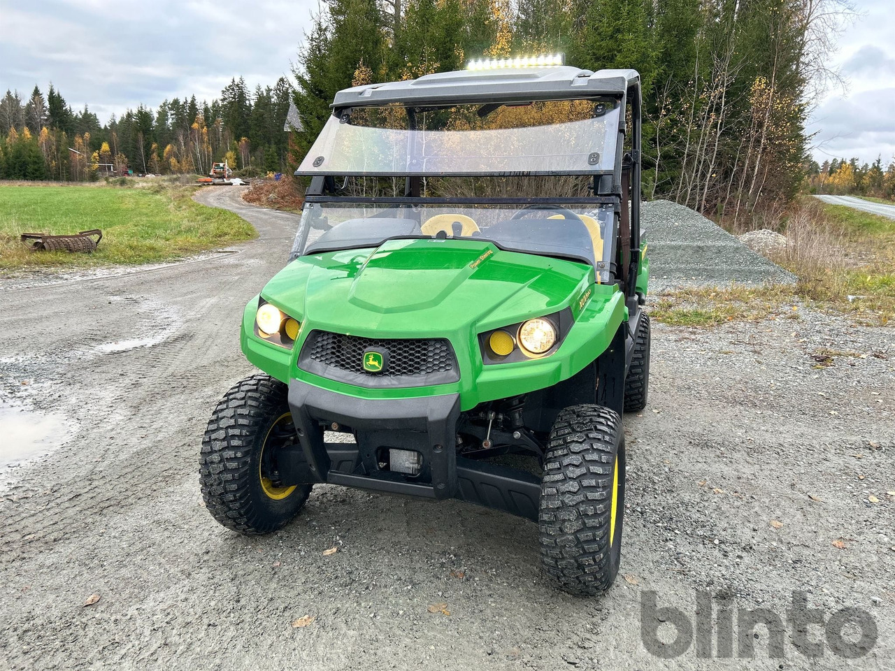 John Deere XUV590i Power Steering - Véhicule de voirie/ Spécial: photos 2 John Deere XUV590i Power Steering - Véhicule de voirie/ Spécial: photos 2