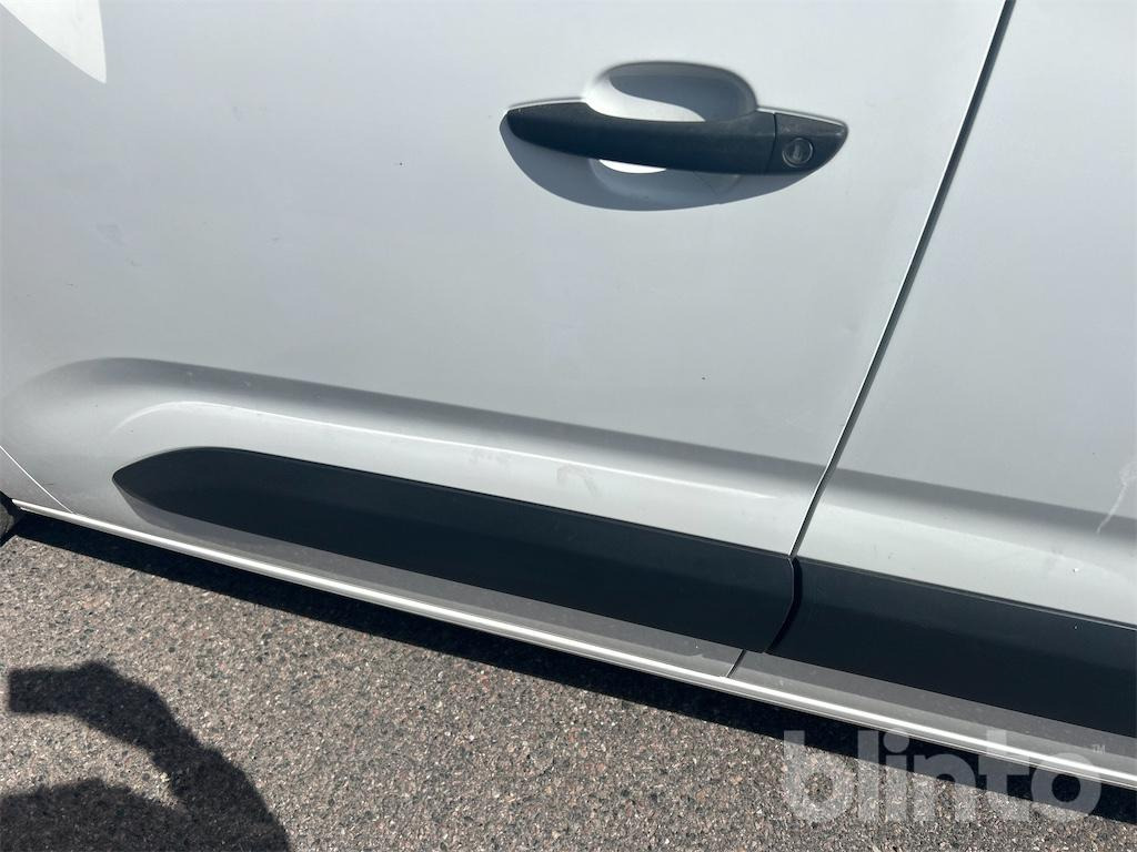 Véhicule utilitaire CITROEN Berlingo: photos 37