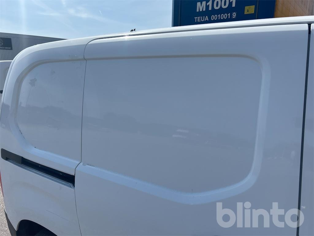 Véhicule utilitaire CITROEN Berlingo: photos 26