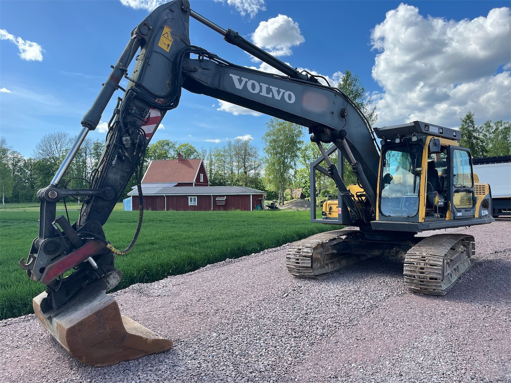 Volvo EC210BLC - Pelle sur chenille: photos 3 Volvo EC210BLC - Pelle sur chenille: photos 3