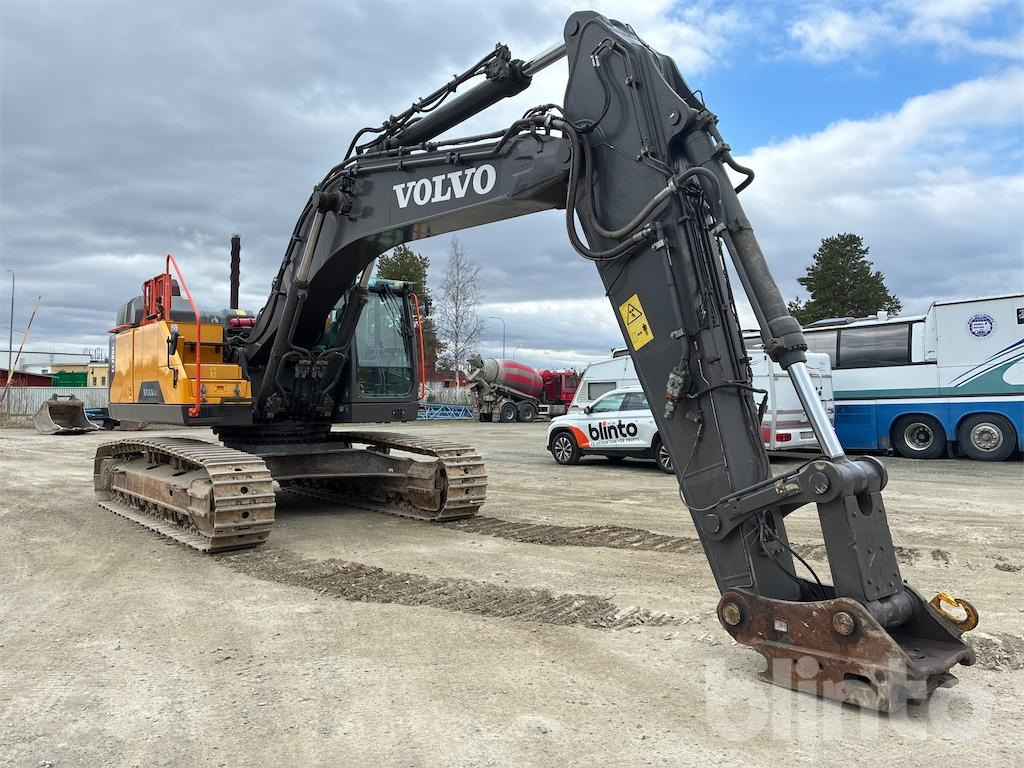 Volvo EC380EL - Pelle sur chenille: photos 3 Volvo EC380EL - Pelle sur chenille: photos 3