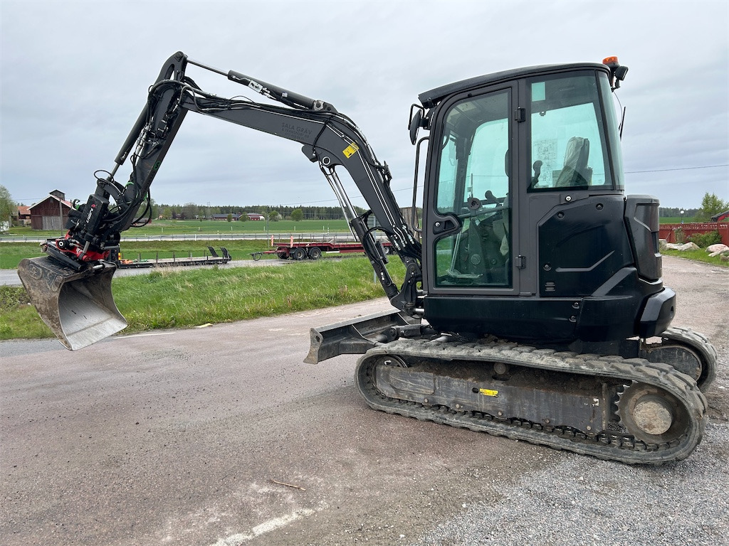 Volvo ECR50D - Pelle sur chenille: photos 5 Volvo ECR50D - Pelle sur chenille: photos 5