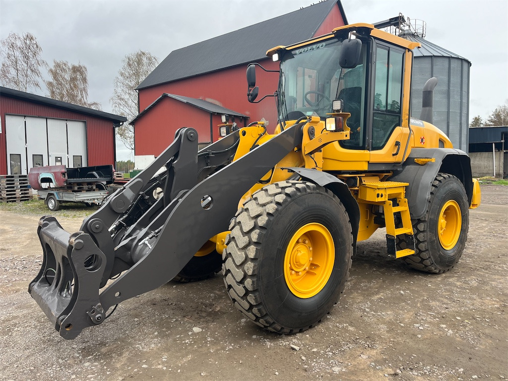 Volvo L60G - Chargeuse sur pneus: photos 1 Volvo L60G - Chargeuse sur pneus: photos 1