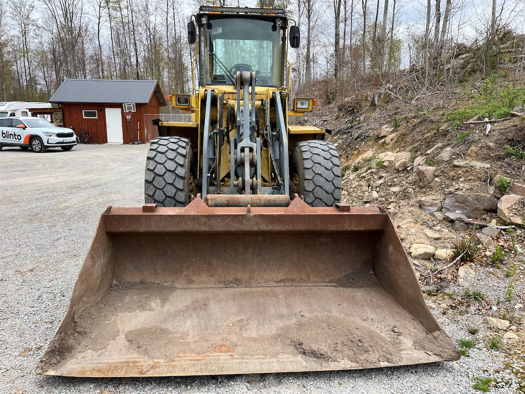 Volvo L90C - Chargeuse sur pneus: photos 2 Volvo L90C - Chargeuse sur pneus: photos 2