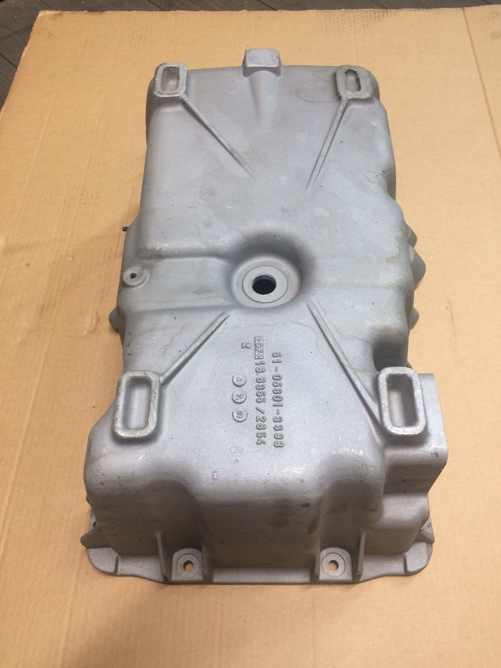 COPPA OLIO MAN 51058015557 - MOTORE MAN D0834LOH / D0824LOH - Carter d'huile: photos 5 COPPA OLIO MAN 51058015557 - MOTORE MAN D0834LOH / D0824LOH - Carter d'huile: photos 5