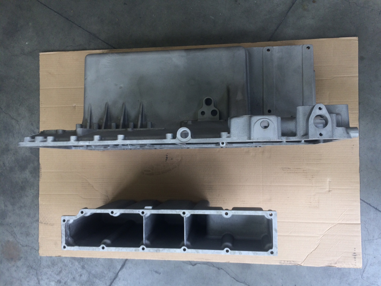 COPPA OLIO MAN 51058015648 - MOTORE D0836LUH01 / D0836LUH02 - Carter d'huile: photos 5 COPPA OLIO MAN 51058015648 - MOTORE D0836LUH01 / D0836LUH02 - Carter d'huile: photos 5