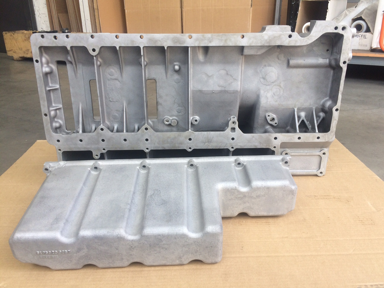 COPPA OLIO MAN 51058015648 - MOTORE D0836LUH01 / D0836LUH02 - Carter d'huile: photos 4 COPPA OLIO MAN 51058015648 - MOTORE D0836LUH01 / D0836LUH02 - Carter d'huile: photos 4