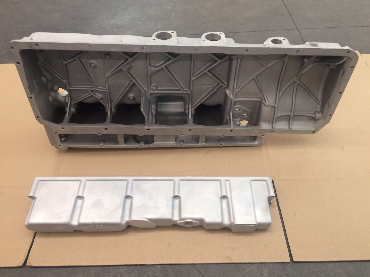 COPPA OLIO MAN 51058015690 + COPERCHIO COPPA OLIO MAN 51058200086 - Carter d'huile: photos 1 COPPA OLIO MAN 51058015690 + COPERCHIO COPPA OLIO MAN 51058200086 - Carter d'huile: photos 1