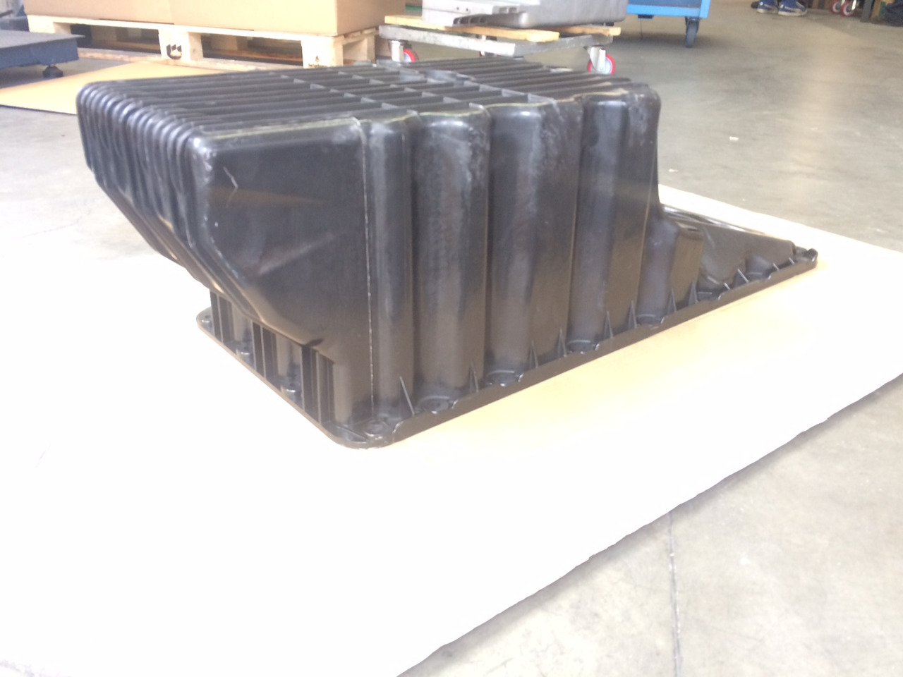 COPPA OLIO MERCEDES 9060101313 - MOTORE OM906 TRUCK - Carter d'huile: photos 3 COPPA OLIO MERCEDES 9060101313 - MOTORE OM906 TRUCK - Carter d'huile: photos 3