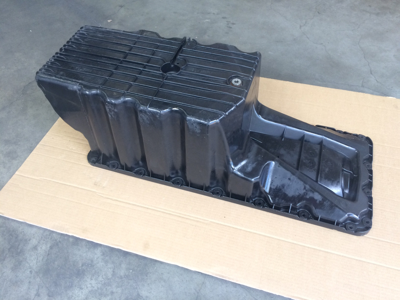 COPPA OLIO MERCEDES 9060101313 - MOTORE OM906 TRUCK - Carter d'huile: photos 1 COPPA OLIO MERCEDES 9060101313 - MOTORE OM906 TRUCK - Carter d'huile: photos 1