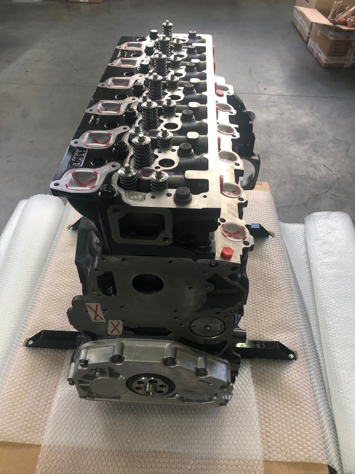 LONGBLOCK MERCEDES OM906LA-HLA / MERCEDES OM906LA HLA - Bloc-cylindres: photos 5 LONGBLOCK MERCEDES OM906LA-HLA / MERCEDES OM906LA HLA - Bloc-cylindres: photos 5