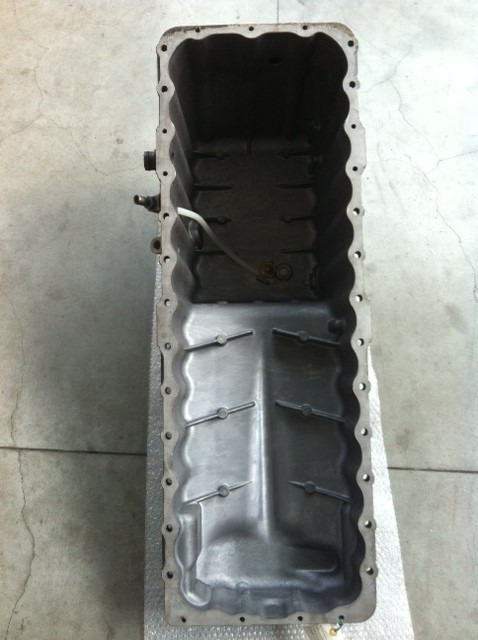 MERCEDES A4570142902 - COPPA OLIO MOTORE MERCEDES OM457 - Carter d'huile pour Camion: photos 1 MERCEDES A4570142902 - COPPA OLIO MOTORE MERCEDES OM457 - Carter d'huile pour Camion: photos 1