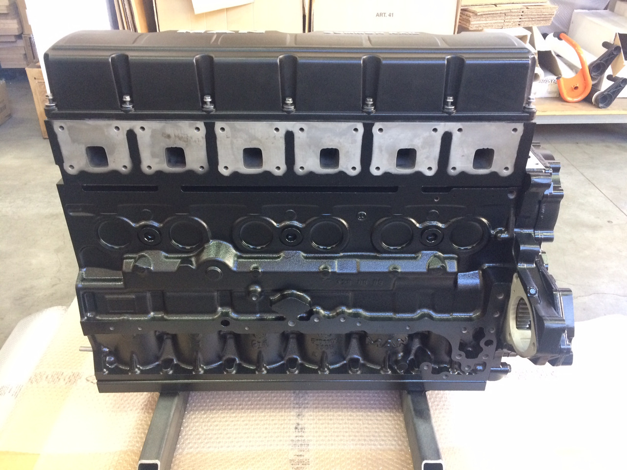 MOTORE MAN D0836LOH40 / D0836 LOH40 - 280CV - EURO 3 - BUS - Moteur pour Bus: photos 4 MOTORE MAN D0836LOH40 / D0836 LOH40 - 280CV - EURO 3 - BUS - Moteur pour Bus: photos 4