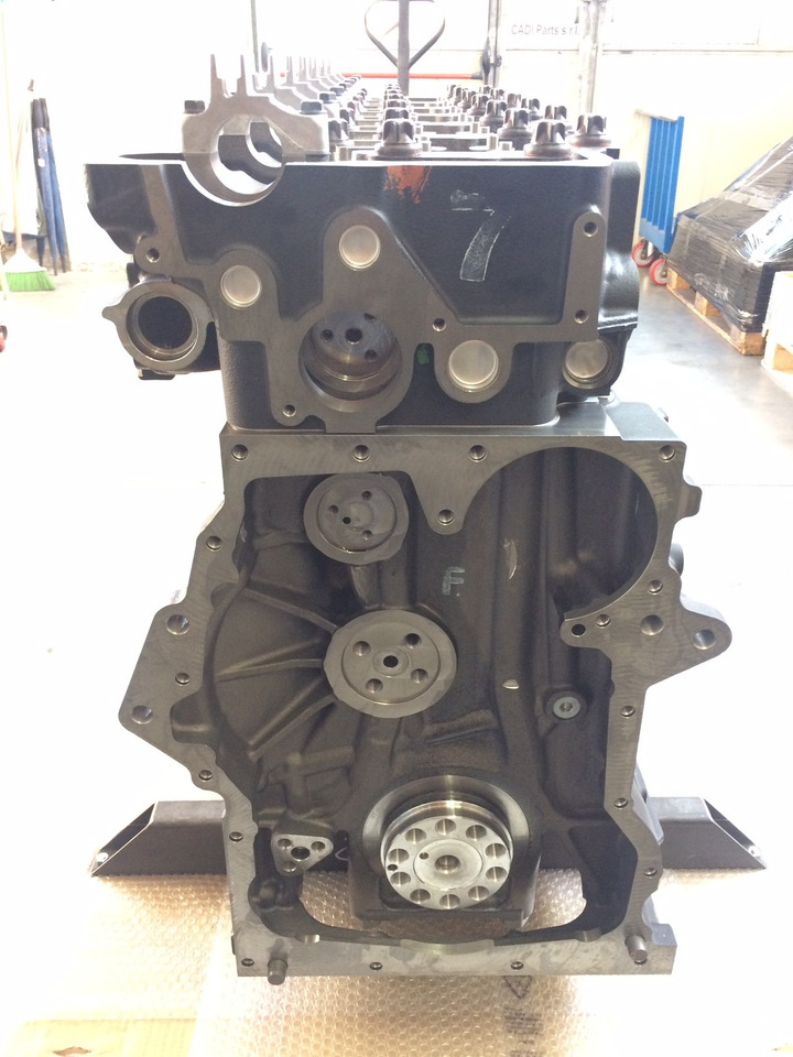 MOTORE MAN D2676 LOH30 - 440CV - EURO 6 - MOTORE AUTOBUS VERTICALE - Moteur pour Bus: photos 3 MOTORE MAN D2676 LOH30 - 440CV - EURO 6 - MOTORE AUTOBUS VERTICALE - Moteur pour Bus: photos 3