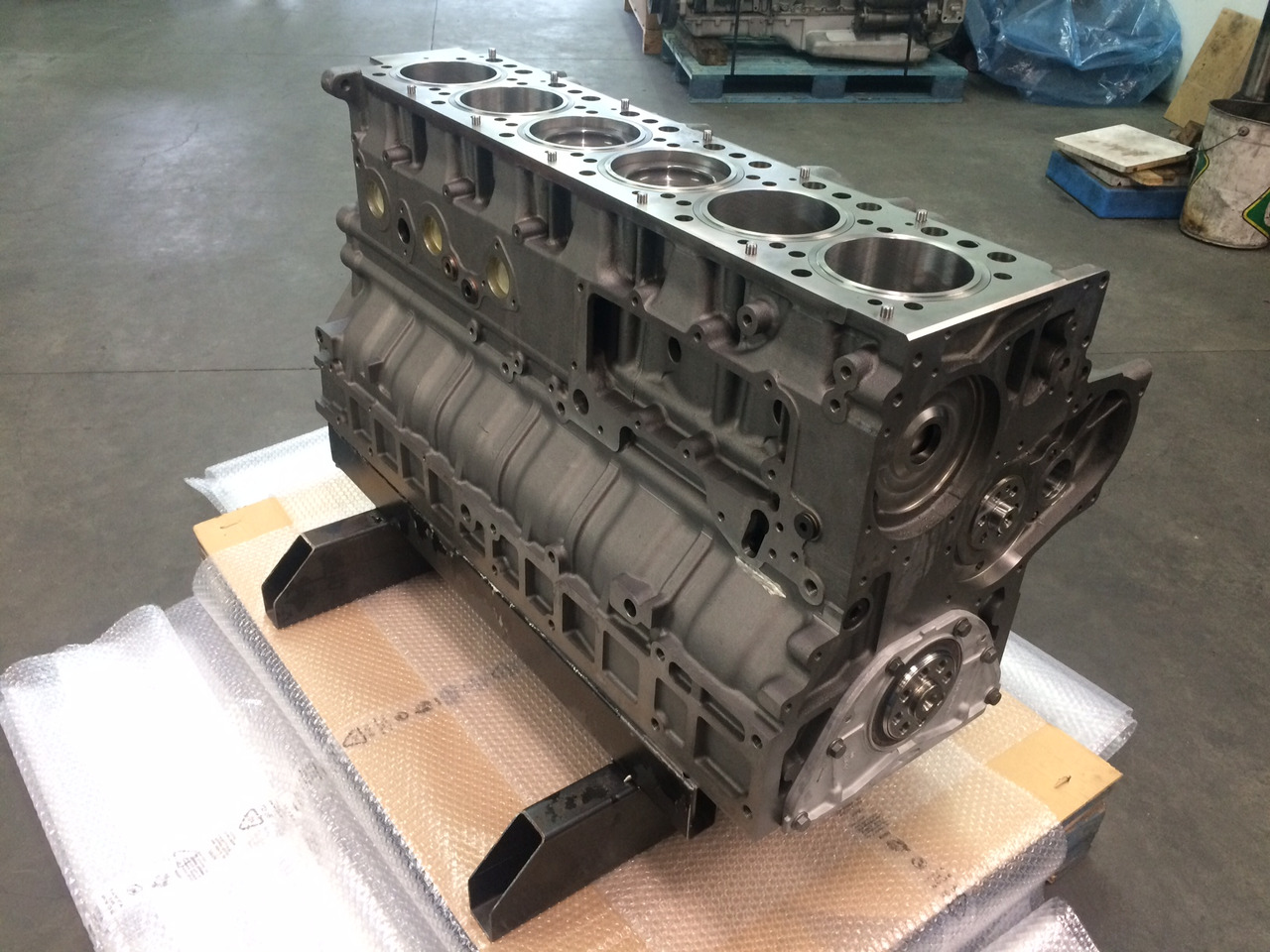 MOTORE MERCEDES OM457 / OM457LA / OM457HLA - Moteur: photos 4 MOTORE MERCEDES OM457 / OM457LA / OM457HLA - Moteur: photos 4