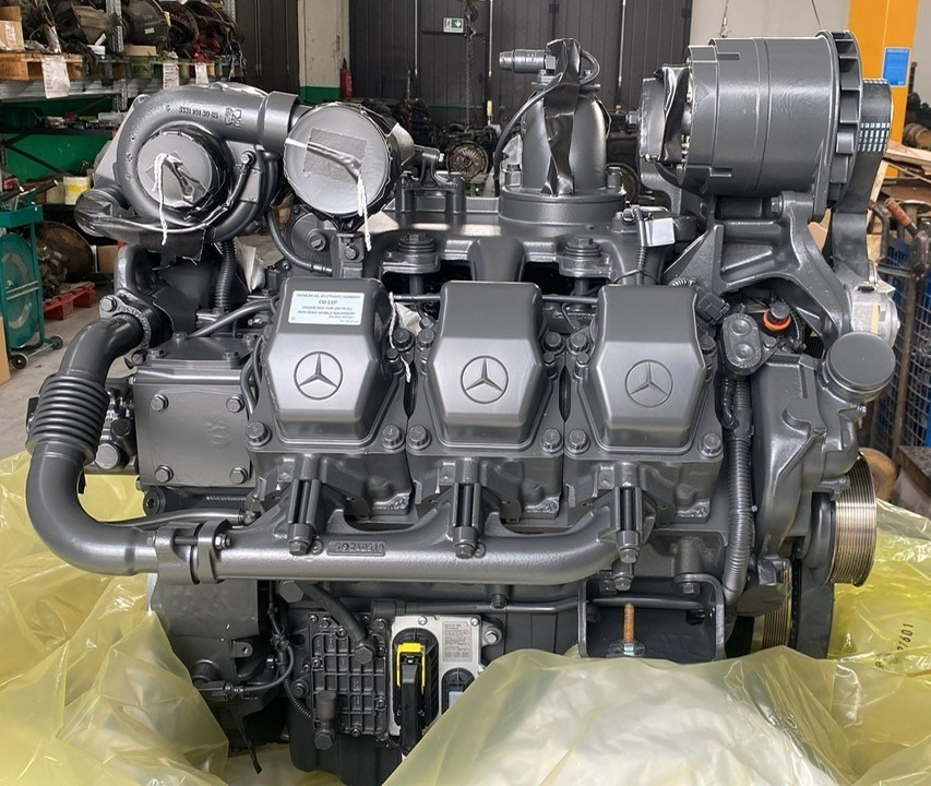 Motore Mercedes OM501LA.E3A/1 - Variante 941.991 - Moteur: photos 1 Motore Mercedes OM501LA.E3A/1 - Variante 941.991 - Moteur: photos 1