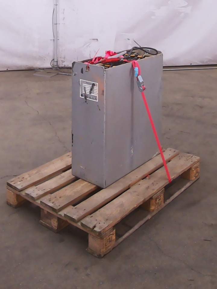 Avb 24V465AH - Accumulateur pour Matériel de manutention: photos 2 Avb 24V465AH - Accumulateur pour Matériel de manutention: photos 2